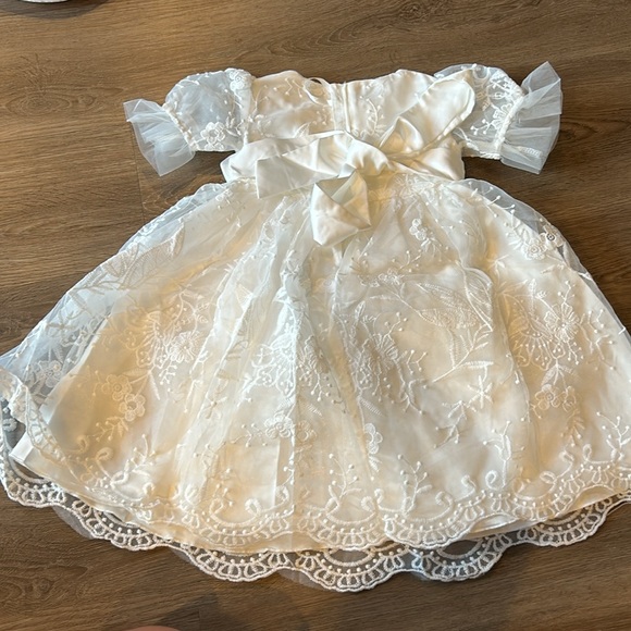 NWT baby girl baptism flower girl dress with bonnet - Picture 7 of 11